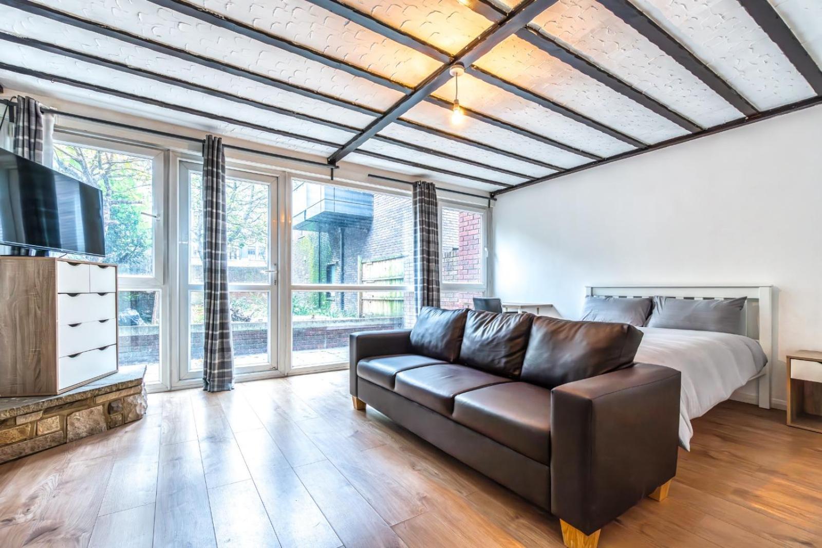 Cosy Guest House In Central Лондон Екстер'єр фото