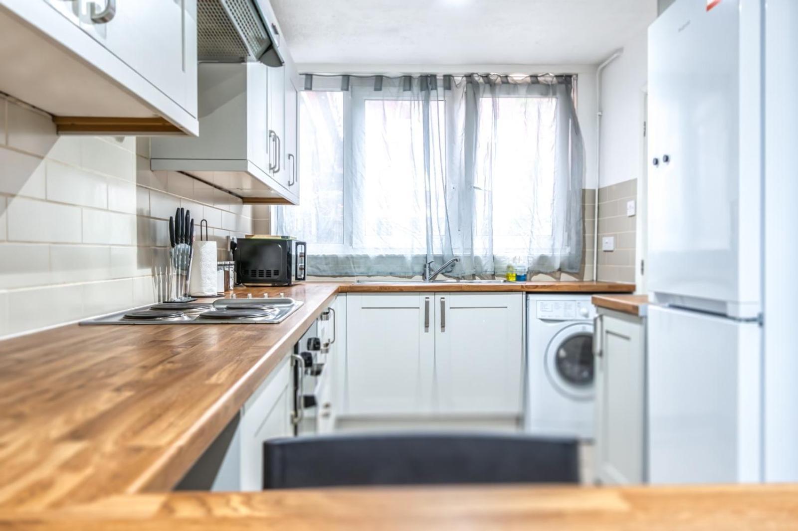 Cosy Guest House In Central Лондон Екстер'єр фото